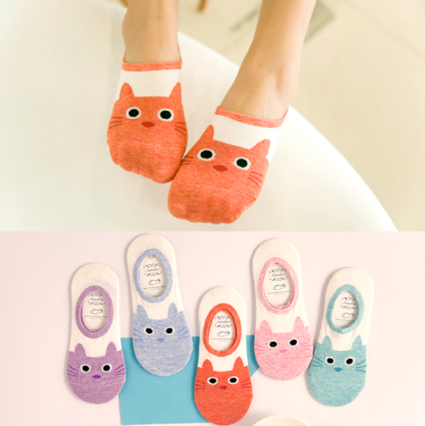 Snuggly Low Cut Kitty Socks!   26 Different Designs!