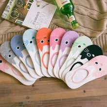 Snuggly Low Cut Kitty Socks!   26 Different Designs!