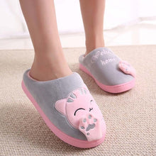 Adorable Cozy Cat Slippers!