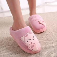 Adorable Cozy Cat Slippers!